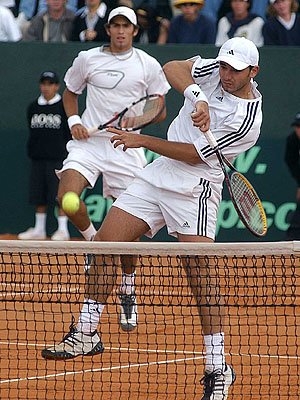 Mergea si Tecau, in sferturi la Torino